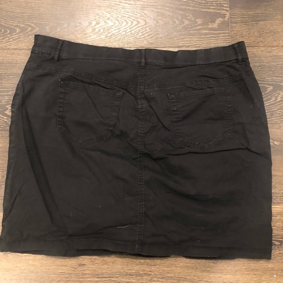 Stretch Skort - Picture 4 of 4